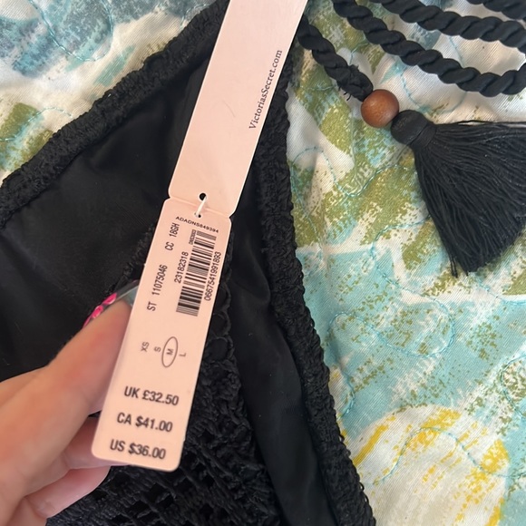 Victoria secret bikini bottoms - Picture 3 of 3
